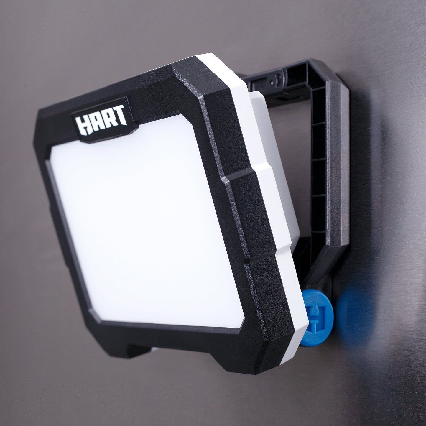 HART LED Rechargeable Area Work-Light with Magnetic Base 2000 Lumens
